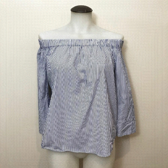 Zara Pin Stripe Blouse 💚 - Picture 1 of 7